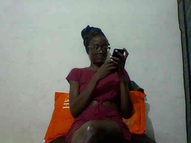 Sky_Sophia webcam