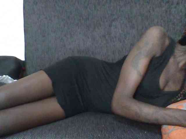 Sky_Sophia webcam