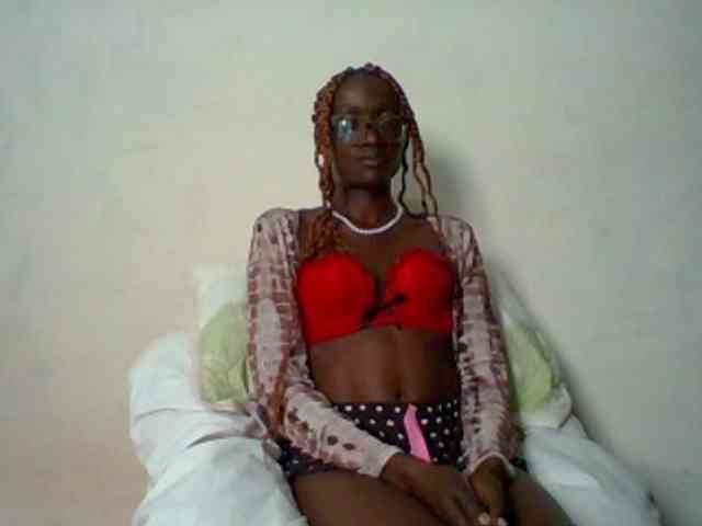 Sky_Sophia webcam