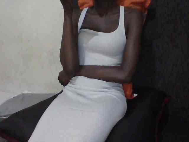 Sky_Sophia webcam