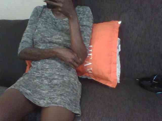 Sky_Sophia webcam
