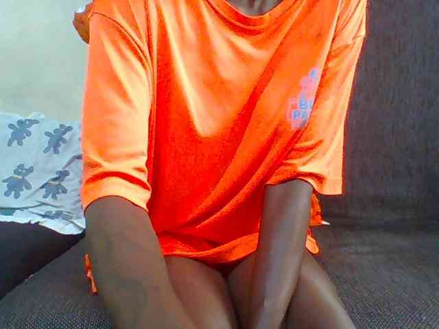 Sky_Sophia webcam