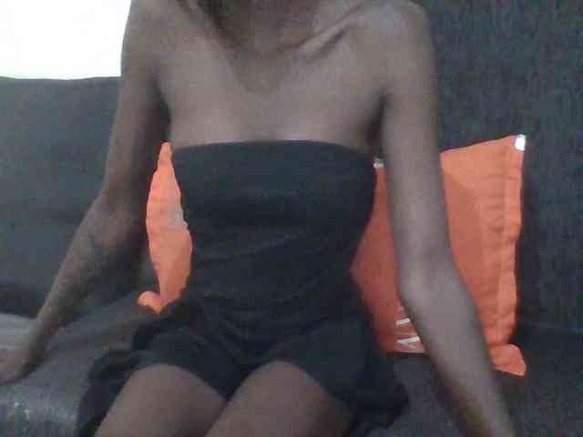Sky_Sophia webcam