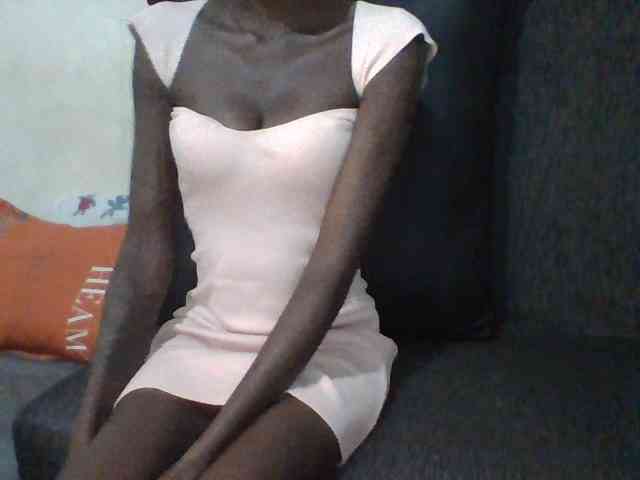 Sky_Sophia webcam