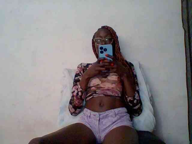 Sky_Sophia webcam