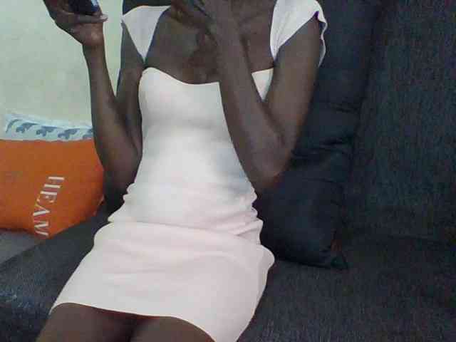 Sky_Sophia webcam