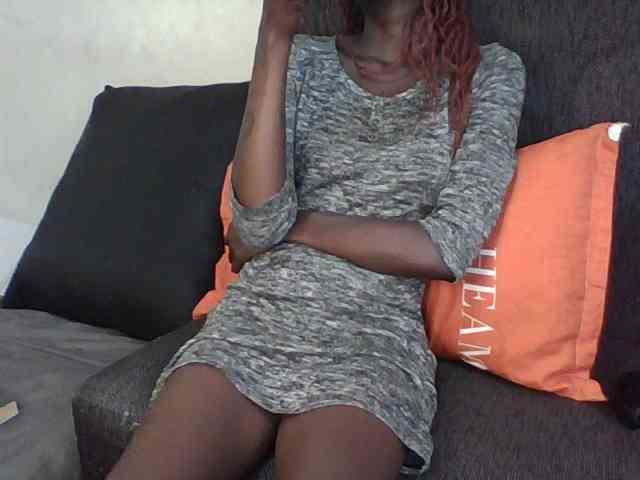 Sky_Sophia webcam