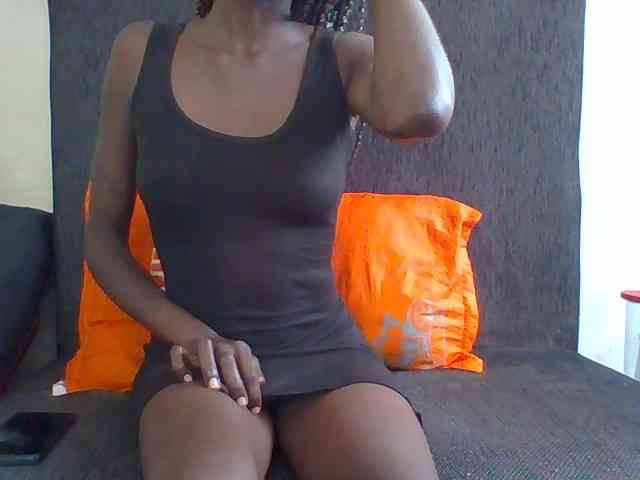 Sky_Sophia webcam
