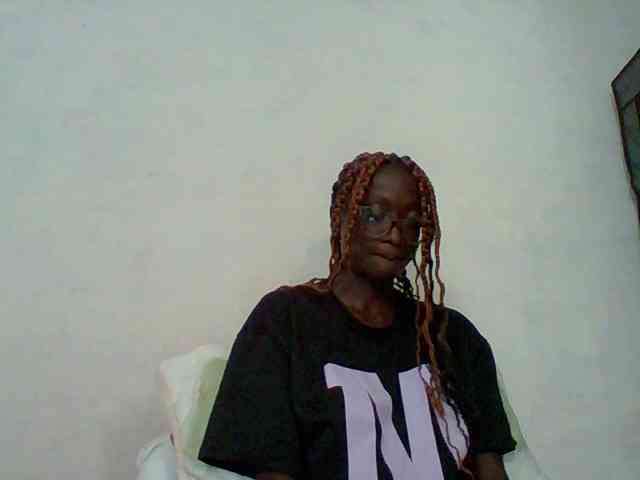 Sky_Sophia webcam