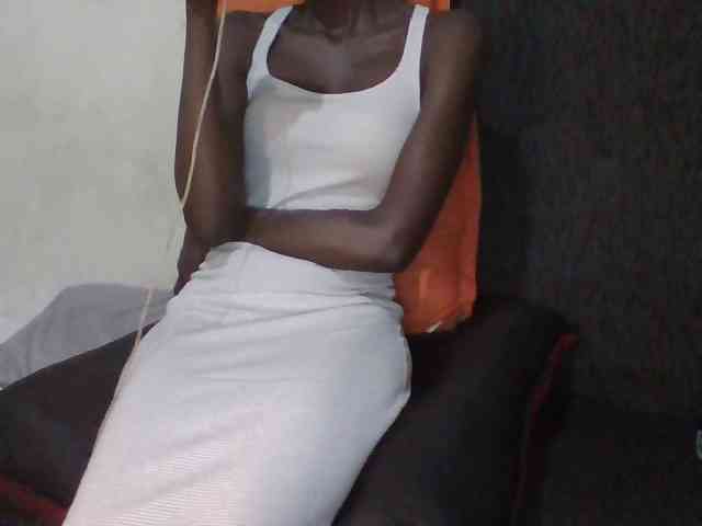 Sky_Sophia webcam