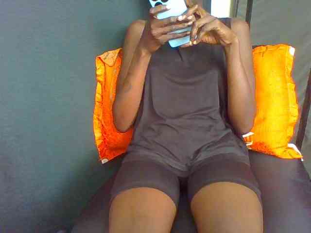 Sky_Sophia webcam