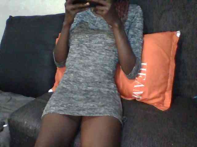 Sky_Sophia webcam