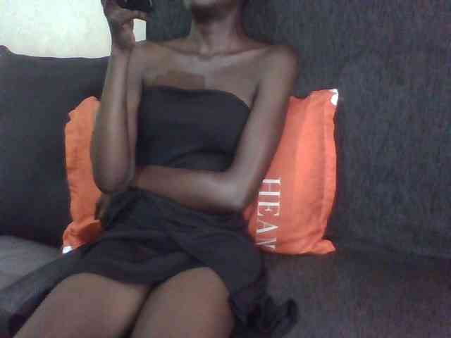 Sky_Sophia webcam