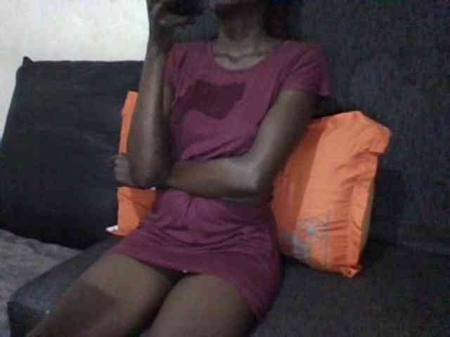 Sky_Sophia webcam