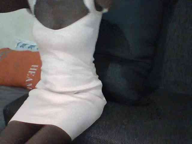 Sky_Sophia webcam