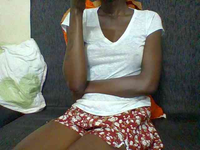 Sky_Sophia webcam