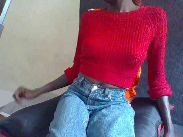 Sky_Sophia webcam