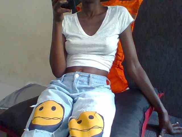 Sky_Sophia webcam