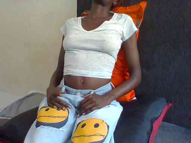 Sky_Sophia webcam