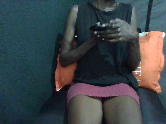 Sky_Sophia webcam