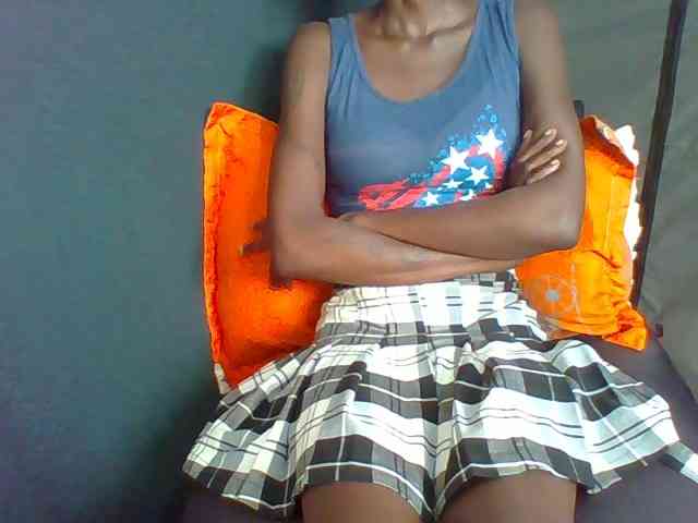 Sky_Sophia webcam