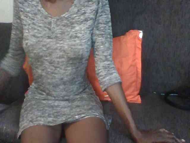 Sky_Sophia webcam