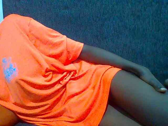 Sky_Sophia webcam