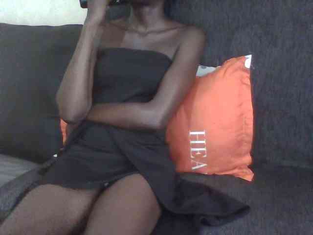Sky_Sophia webcam