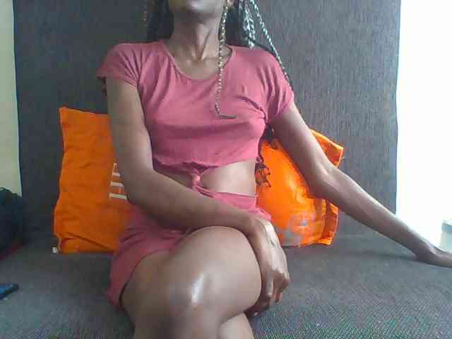 Sky_Sophia webcam