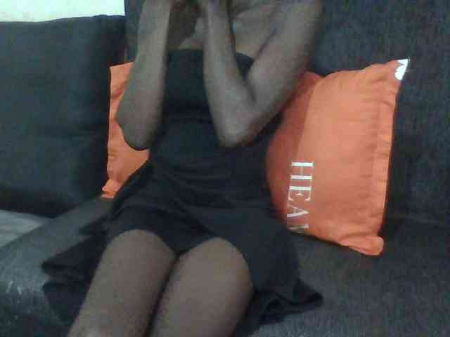 Sky_Sophia webcam