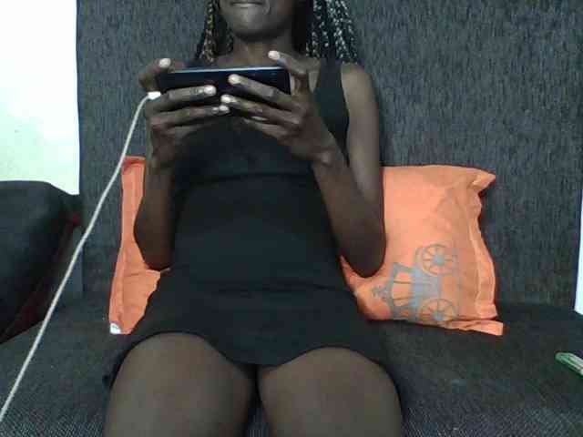 Sky_Sophia webcam