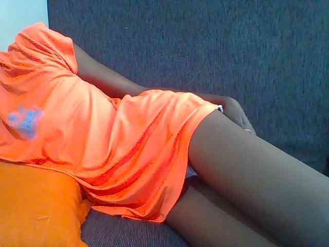 Sky_Sophia webcam