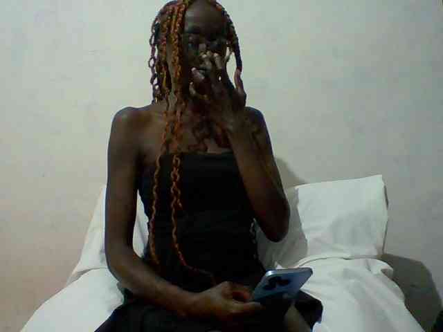 Sky_Sophia webcam