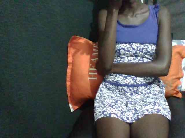 Sky_Sophia webcam