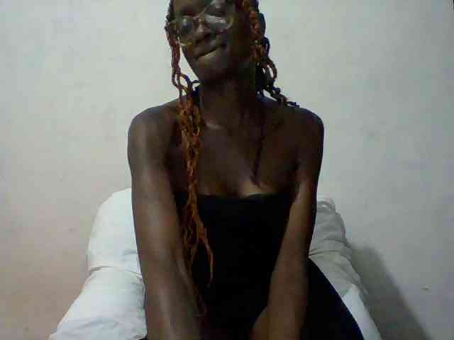 Sky_Sophia webcam