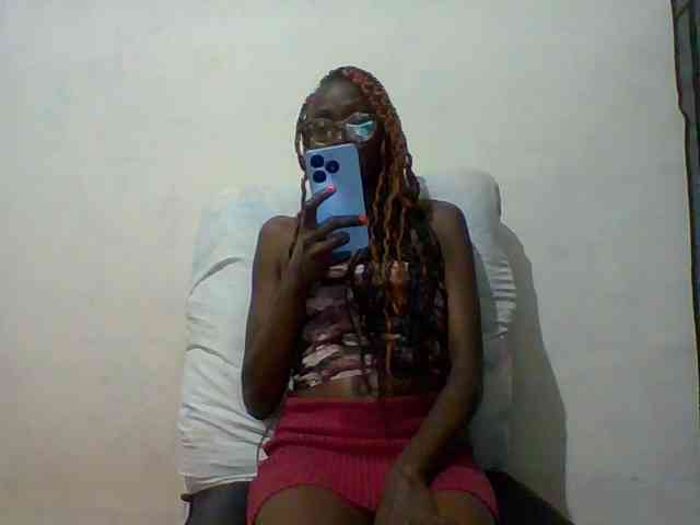 Sky_Sophia webcam