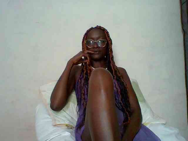 Sky_Sophia webcam