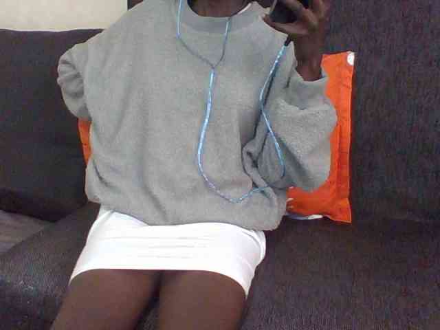 Sky_Sophia webcam