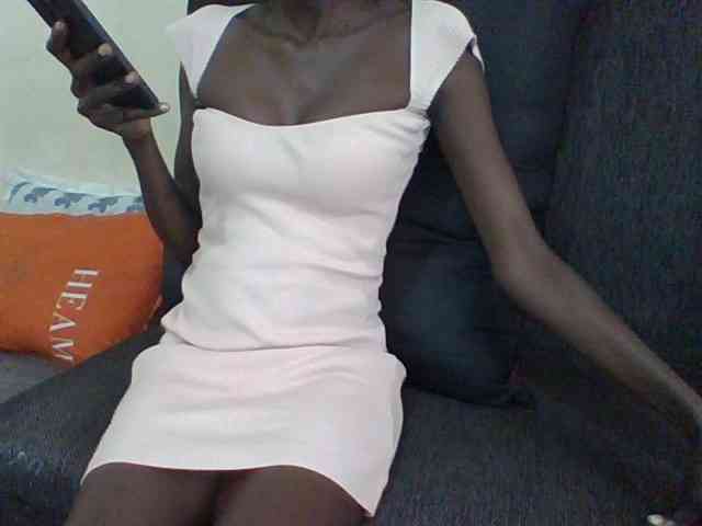 Sky_Sophia webcam
