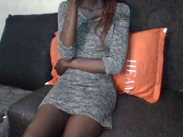 Sky_Sophia webcam