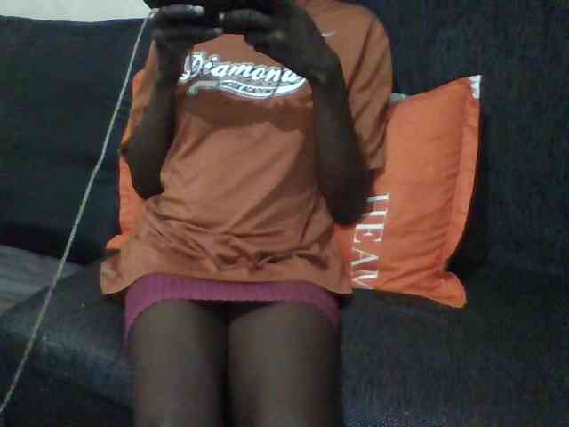 Sky_Sophia webcam