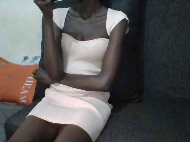 Sky_Sophia webcam