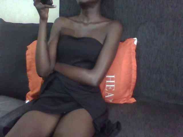 Sky_Sophia webcam