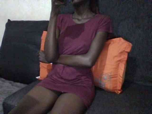 Sky_Sophia webcam