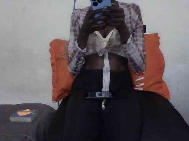 Sky_Sophia webcam
