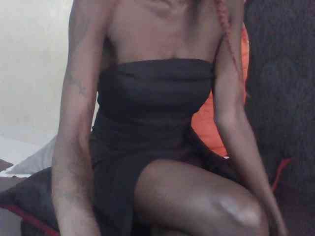 Sky_Sophia webcam