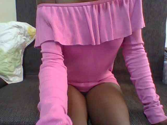 Sky_Sophia webcam