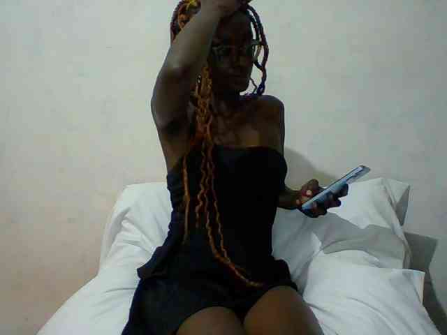 Sky_Sophia webcam