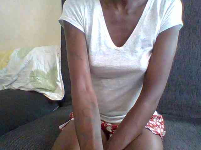 Sky_Sophia webcam
