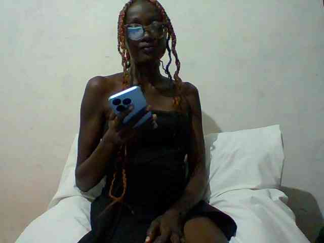 Sky_Sophia webcam